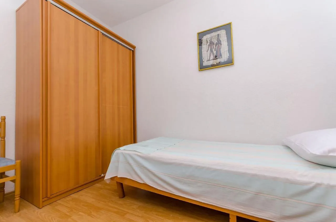 Apartments Stara Maslina Slatine Kroatien